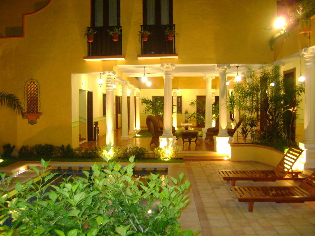 Casa De Las Columnas Мерида Экстерьер фото